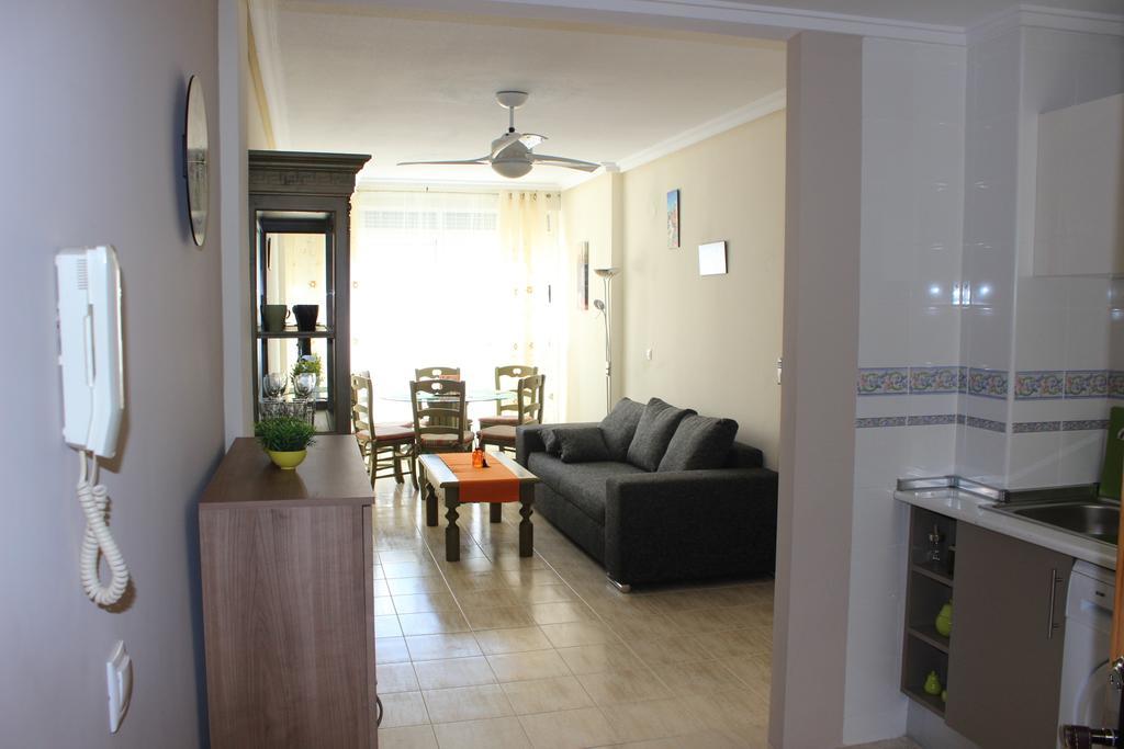 Apartamento Apartamento Mariposa Torrevieja Habitación foto