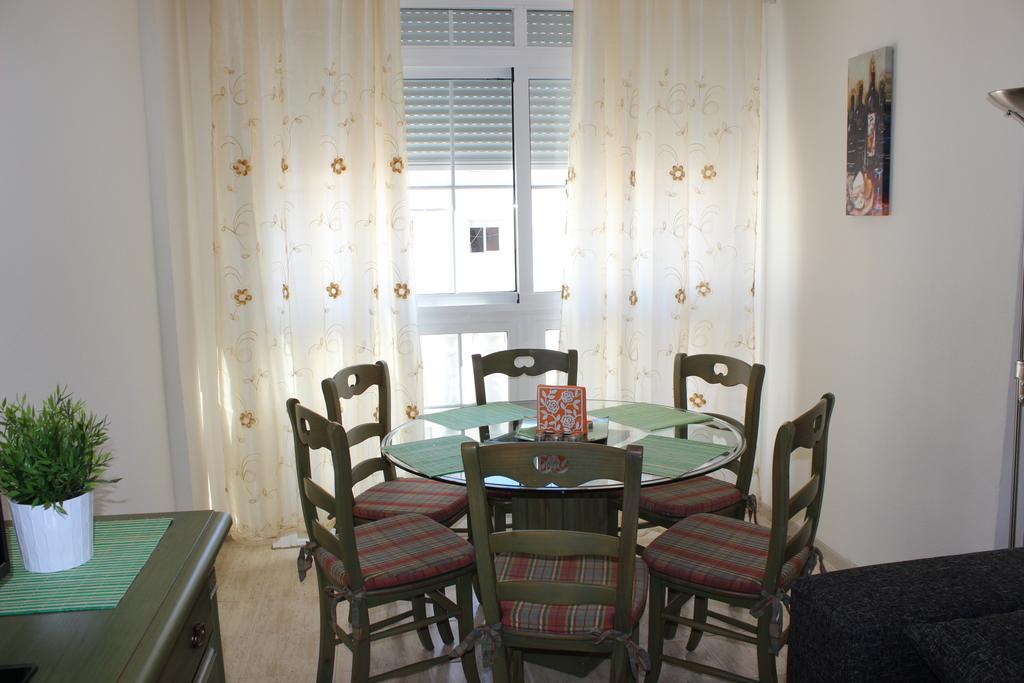 Apartamento Apartamento Mariposa Torrevieja Habitación foto