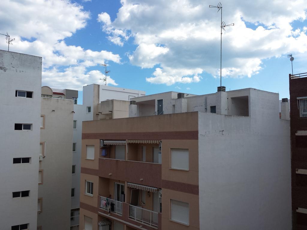 Apartamento Apartamento Mariposa Torrevieja Habitación foto