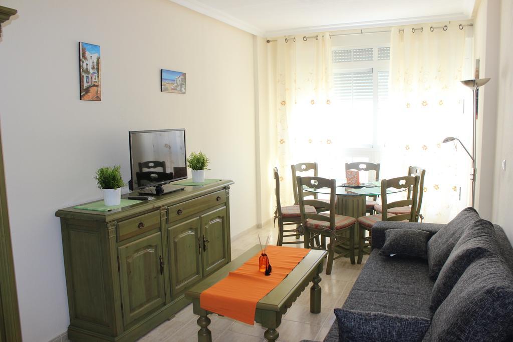 Apartamento Apartamento Mariposa Torrevieja Habitación foto